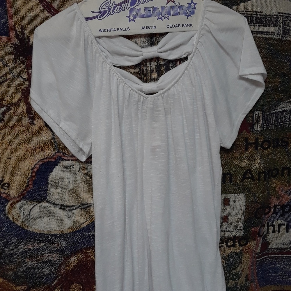 FREE WITH PURCHASE White Top